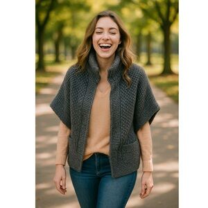 Elsamanda Italy Gray Knit Button Up Women Small Funnel Neck Poncho Cape‎
